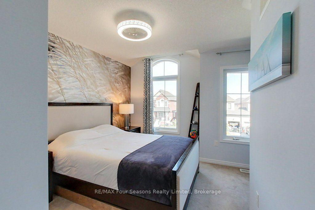 Photo 20 of 24 Barfoot Street, Collingwood — HOMEH