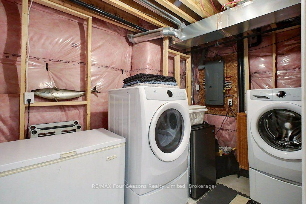 Photo 33 of 24 Barfoot Street, Collingwood — HOMEH