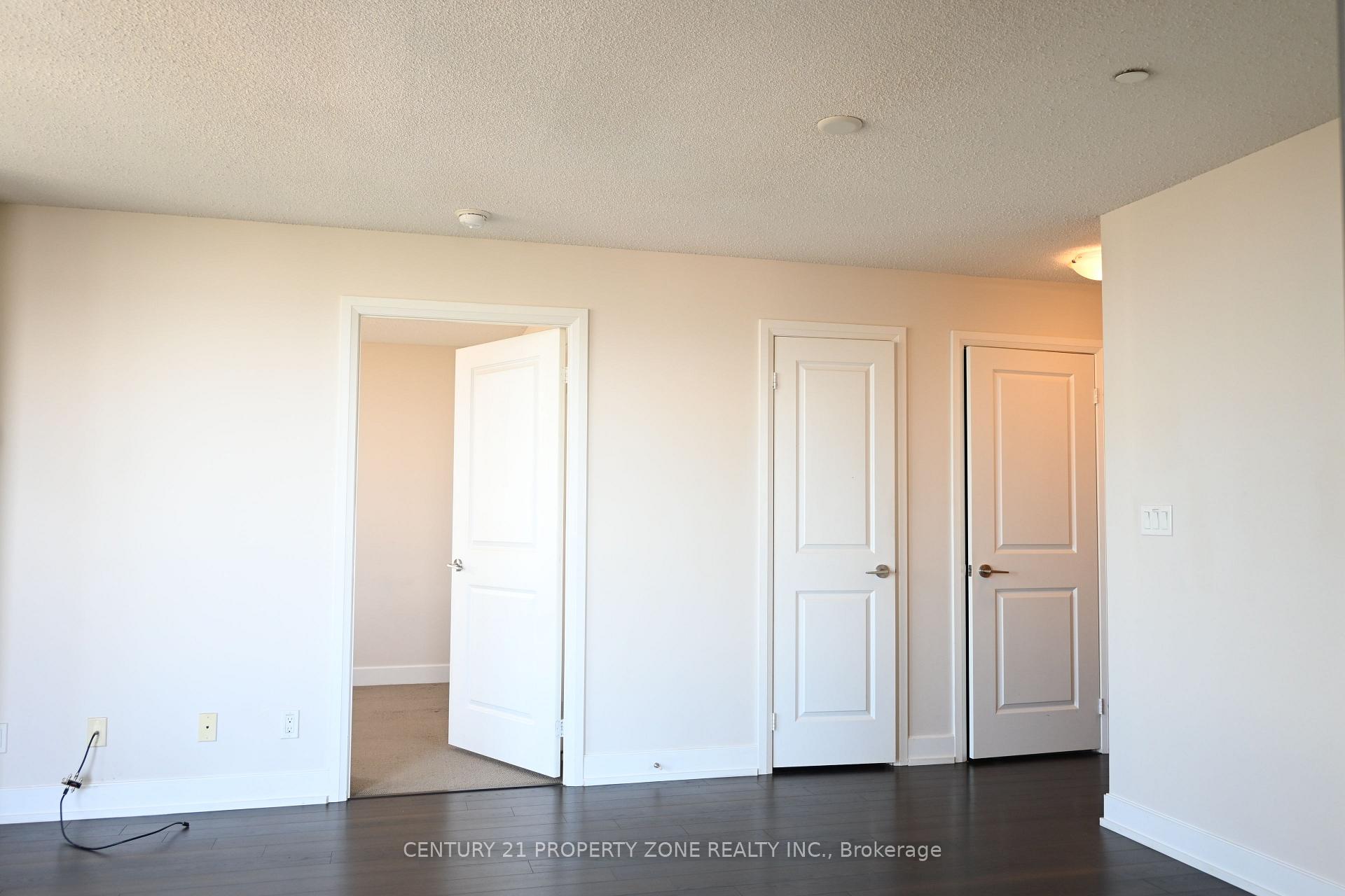 Photo 8 of Unit 2210, 6 Eva Road, Etobicoke, Markland Wood — HOMEH