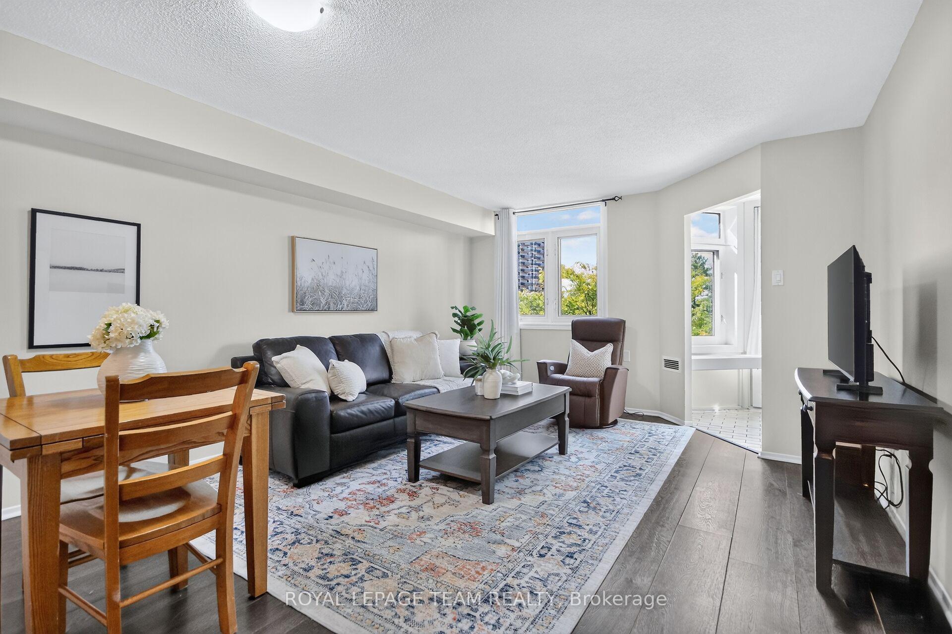 Photo 15 of Unit 404, 1025 Grenon Avenue, Ottawa, Fairfield Heights — HOMEH