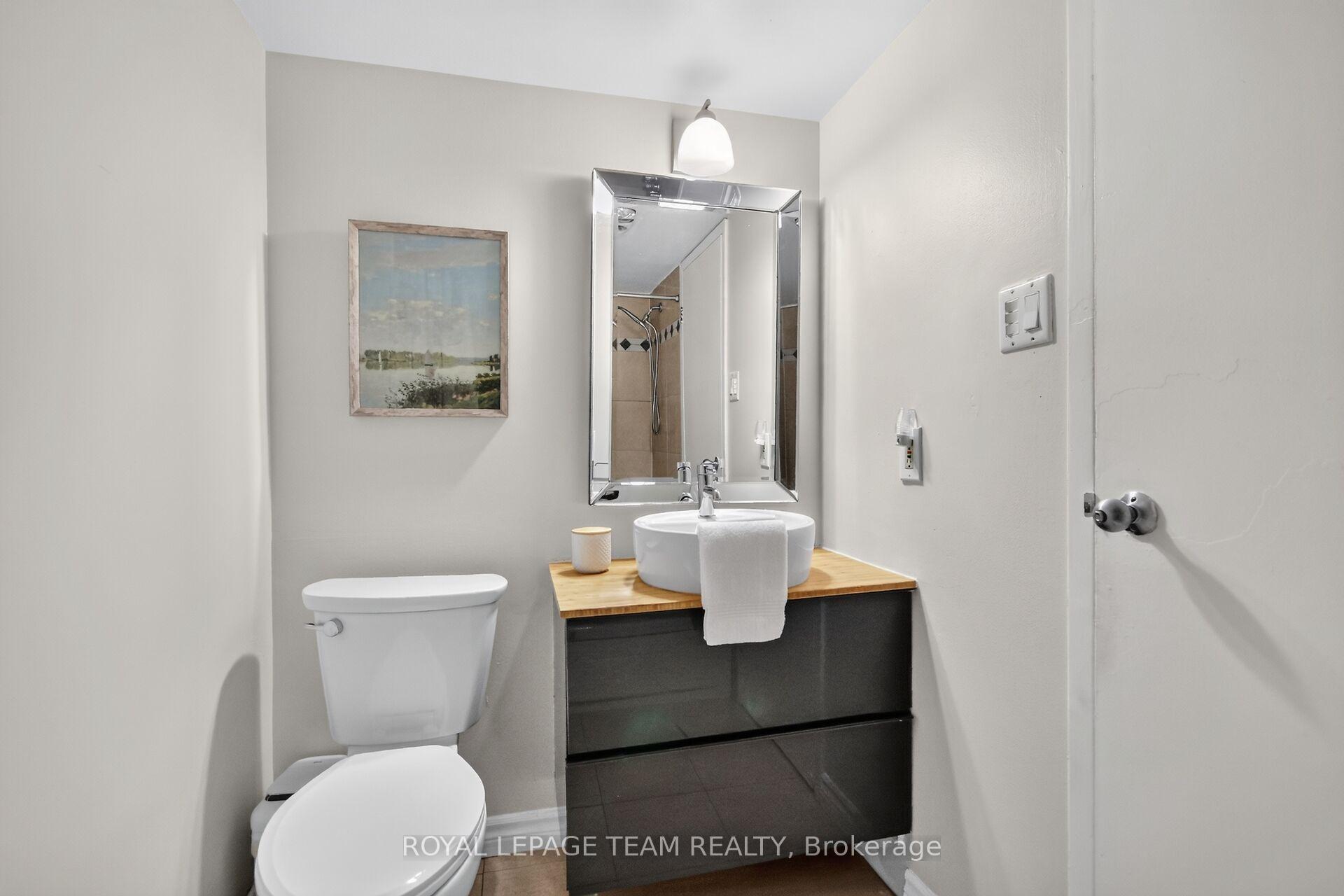 Photo 28 of Unit 404, 1025 Grenon Avenue, Ottawa, Fairfield Heights — HOMEH