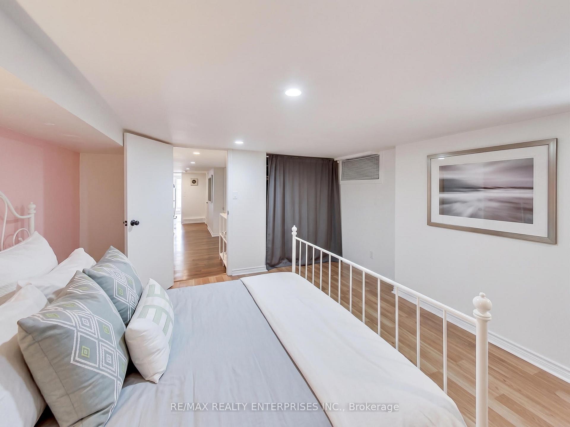 Photo 9 of 39 Pendrith Street, Toronto, Dovercourt-Wallace Emerson-Junction — HOMEH