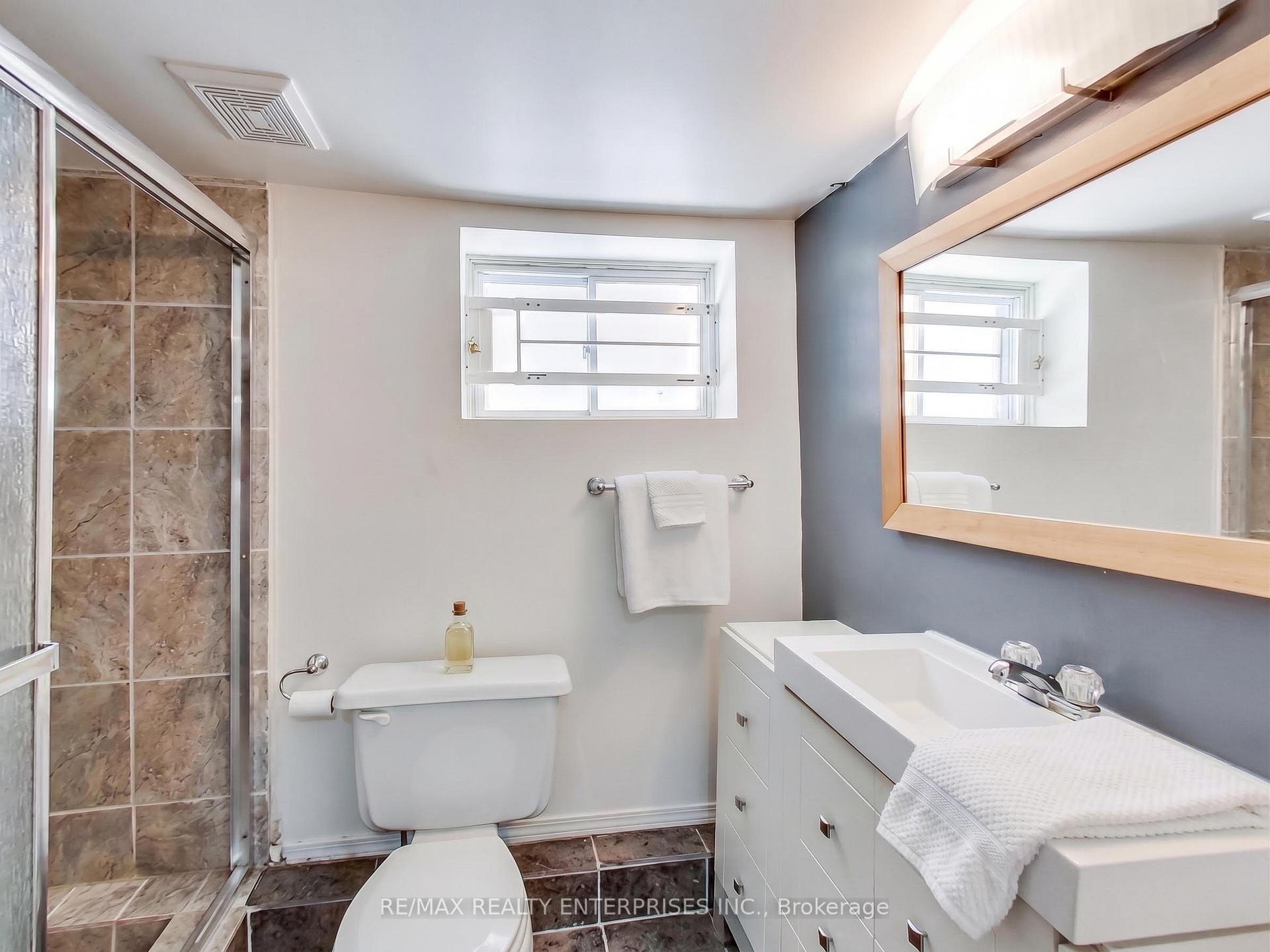 Photo 17 of 39 Pendrith Street, Toronto, Dovercourt-Wallace Emerson-Junction — HOMEH