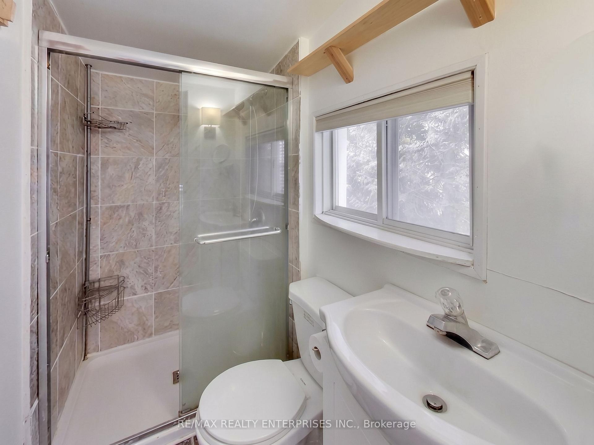 Photo 25 of 39 Pendrith Street, Toronto, Dovercourt-Wallace Emerson-Junction — HOMEH