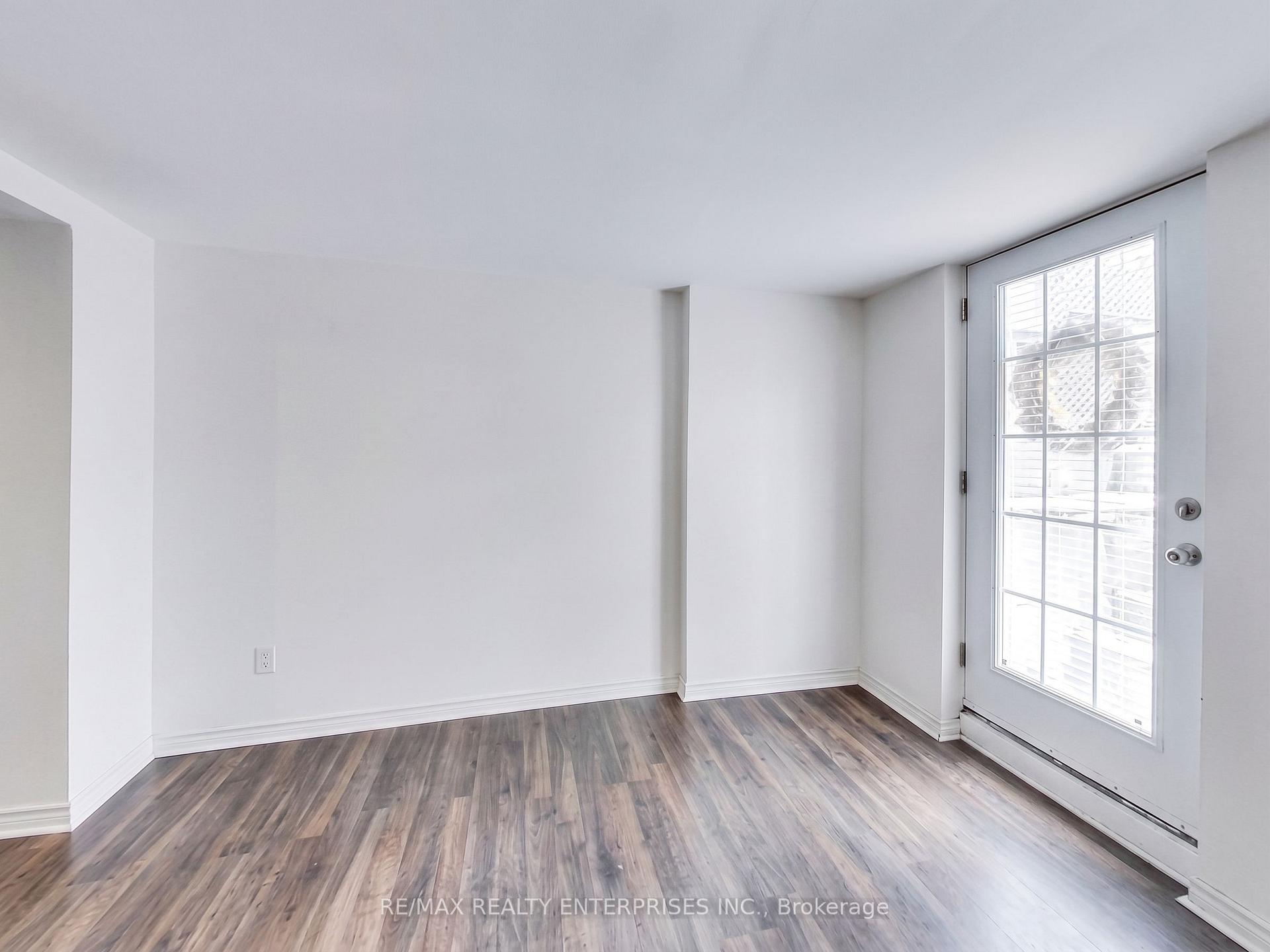Photo 27 of 39 Pendrith Street, Toronto, Dovercourt-Wallace Emerson-Junction — HOMEH