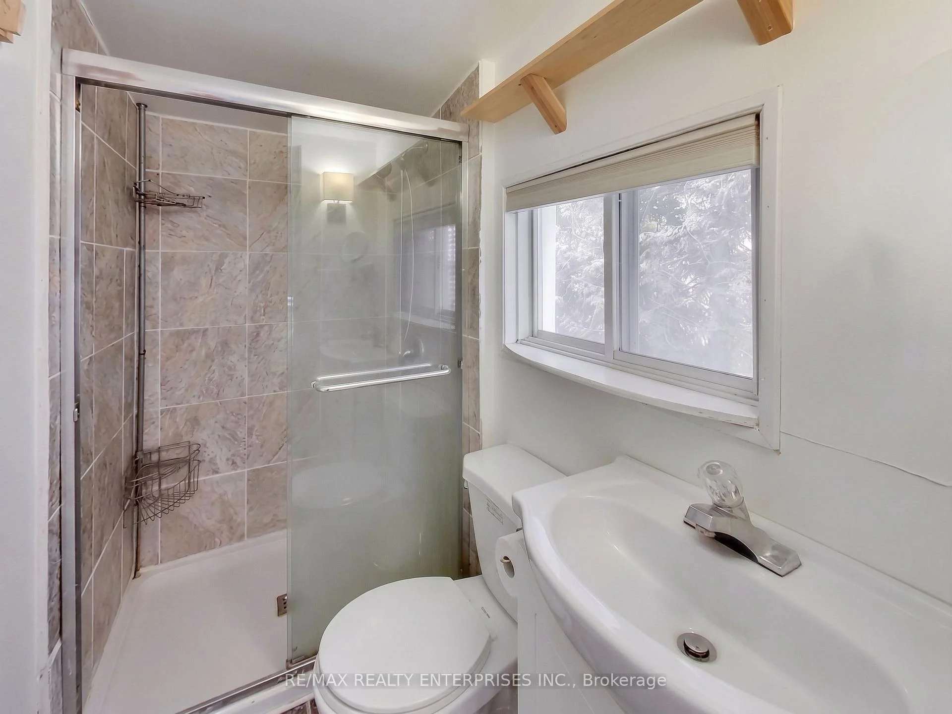 Photo 14 of 39 Pendrith Street, Toronto, Dovercourt-Wallace Emerson-Junction — HOMEH