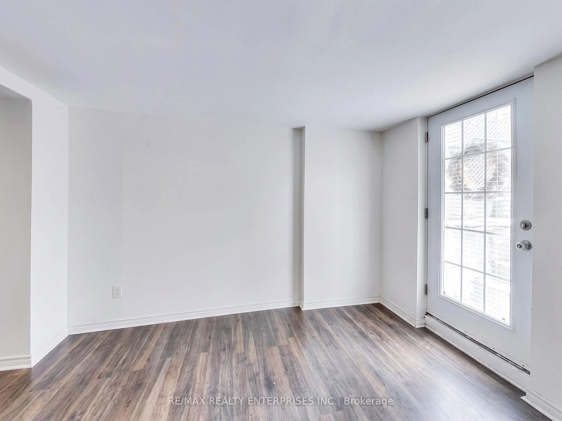Photo 18 of 39 Pendrith Street, Toronto, Dovercourt-Wallace Emerson-Junction — HOMEH