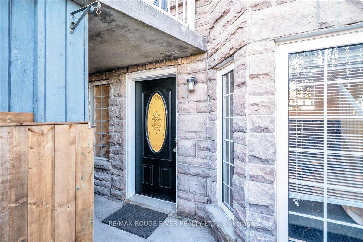 Photo 36 of 426 Brock Street N, Whitby, Downtown Whitby — HOMEH