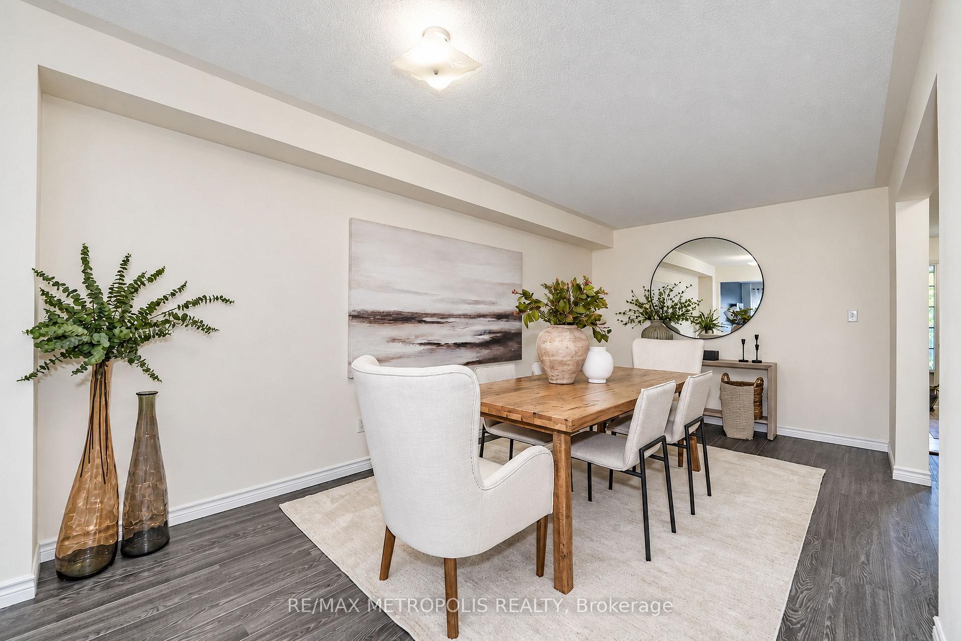 Photo 4 of 152 Angier Crescent, Ajax, South East — HOMEH