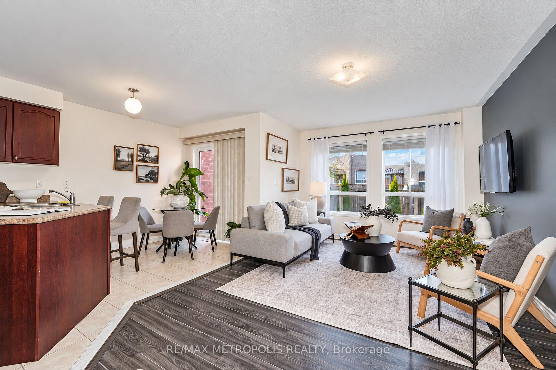 Photo 6 of 152 Angier Crescent, Ajax, South East — HOMEH