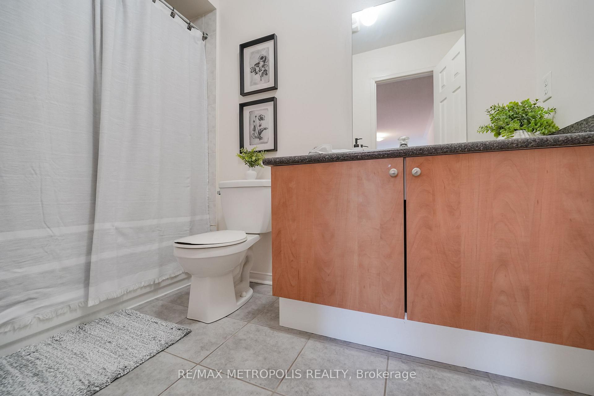 Photo 15 of 152 Angier Crescent, Ajax, South East — HOMEH