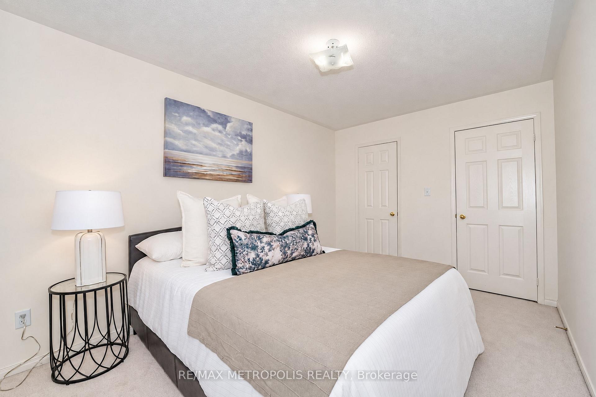 Photo 16 of 152 Angier Crescent, Ajax, South East — HOMEH