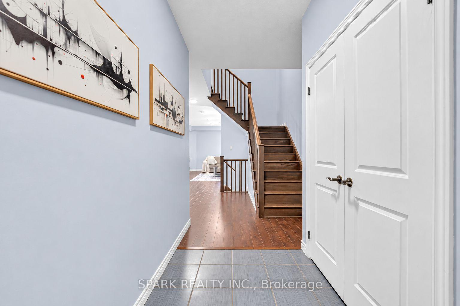 Photo 6 of 4 Cutts Crescent, Hamilton, Binbrook — HOMEH
