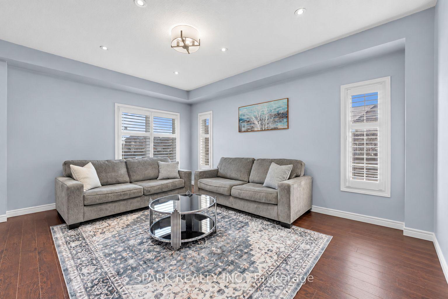 Photo 10 of 4 Cutts Crescent, Hamilton, Binbrook — HOMEH