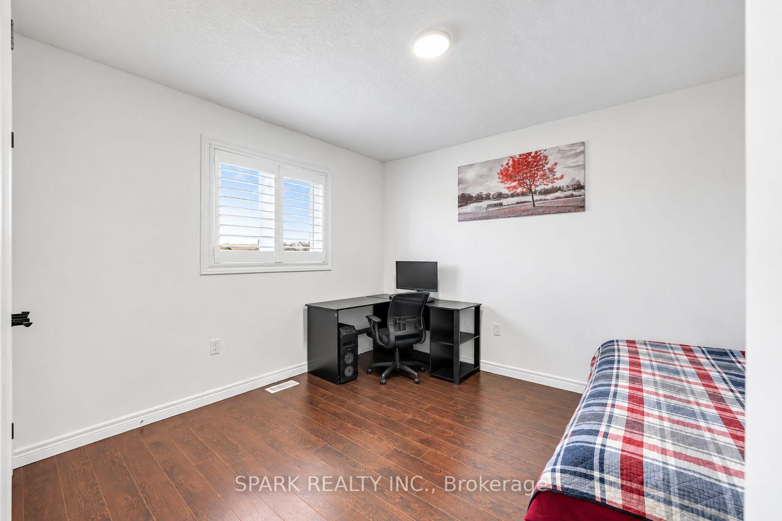 Photo 26 of 4 Cutts Crescent, Hamilton, Binbrook — HOMEH
