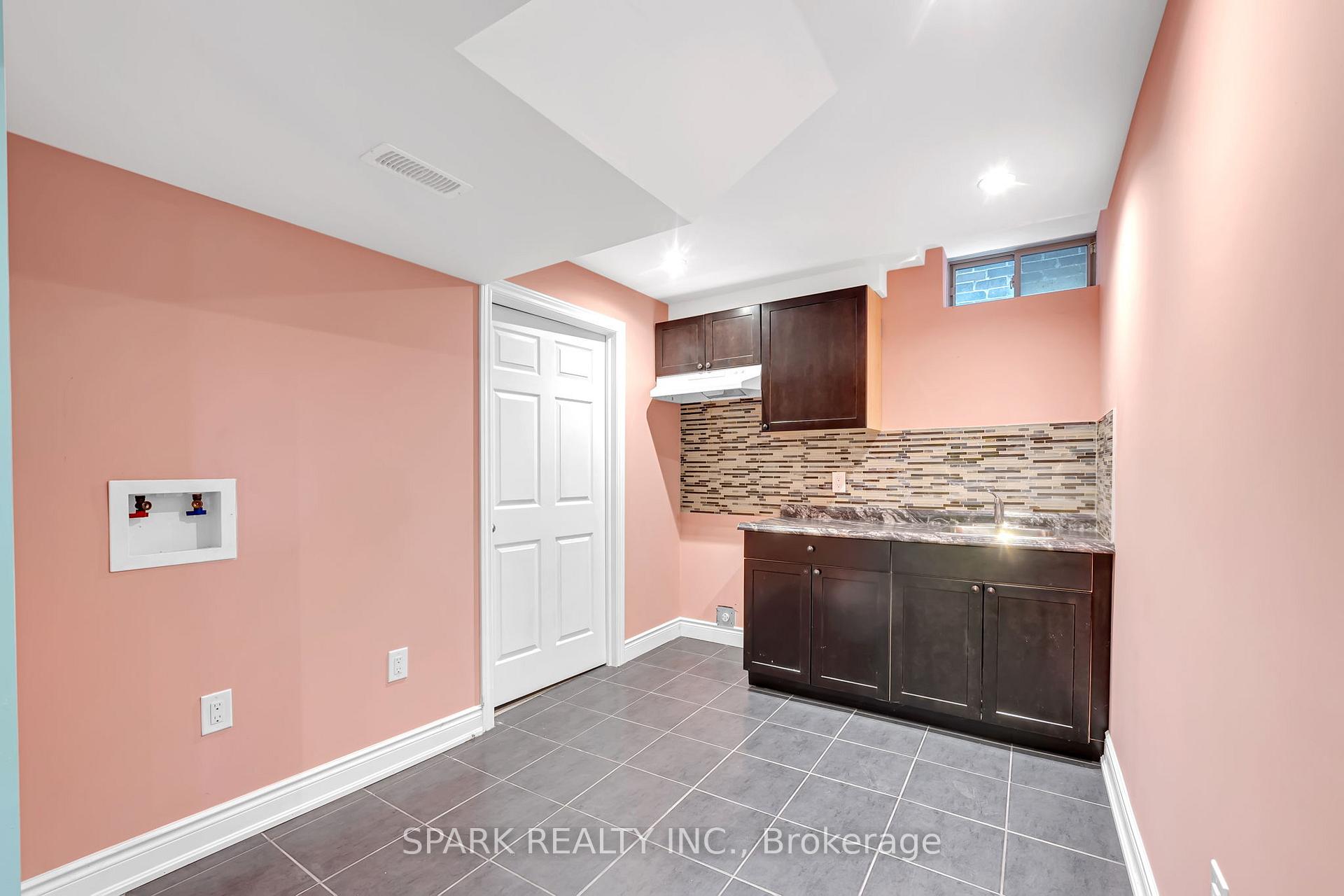 Photo 33 of 4 Cutts Crescent, Hamilton, Binbrook — HOMEH