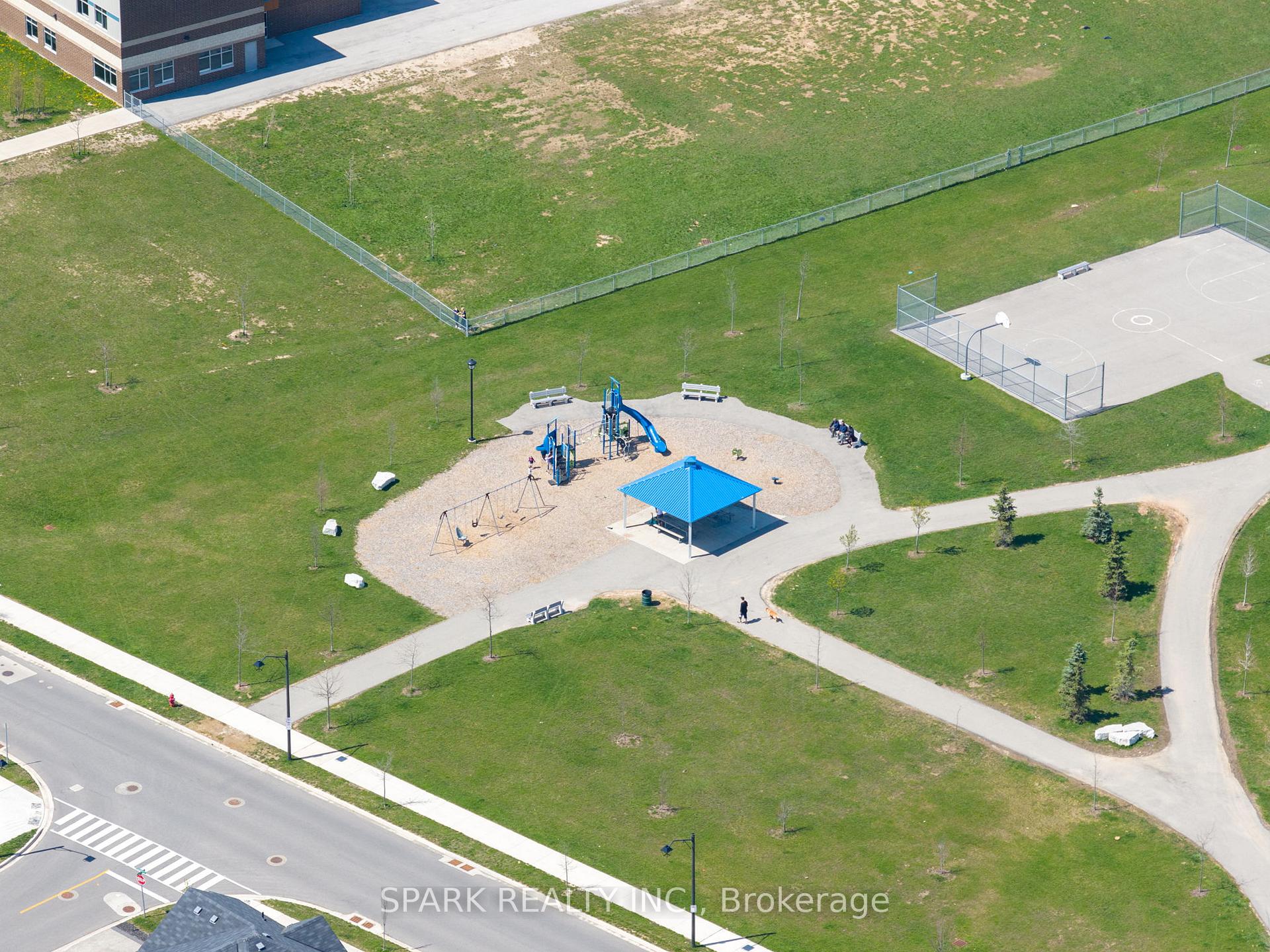 Photo 38 of 4 Cutts Crescent, Hamilton, Binbrook — HOMEH