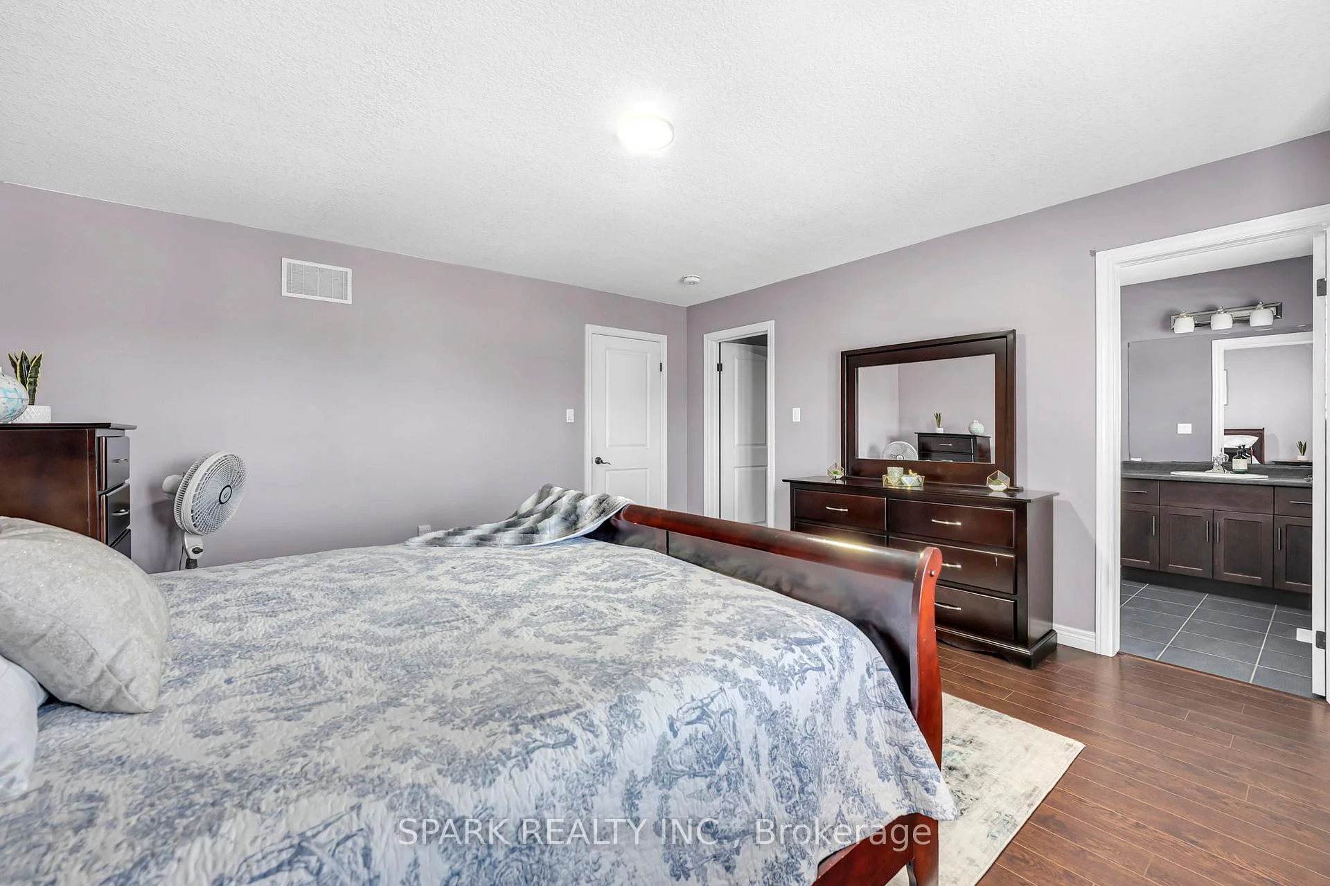 Photo 29 of 4 Cutts Crescent, Hamilton, Binbrook — HOMEH