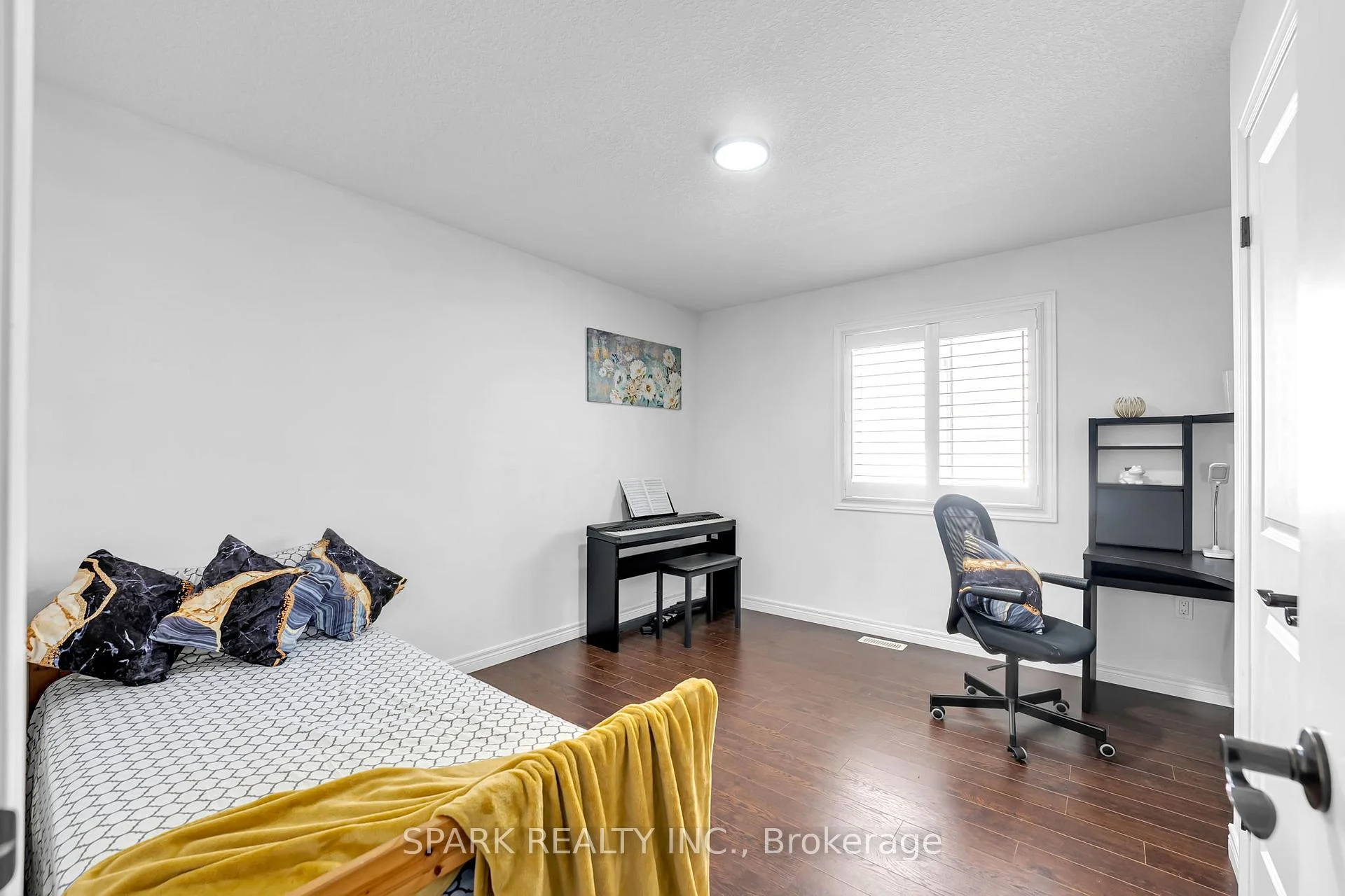 Photo 30 of 4 Cutts Crescent, Hamilton, Binbrook — HOMEH
