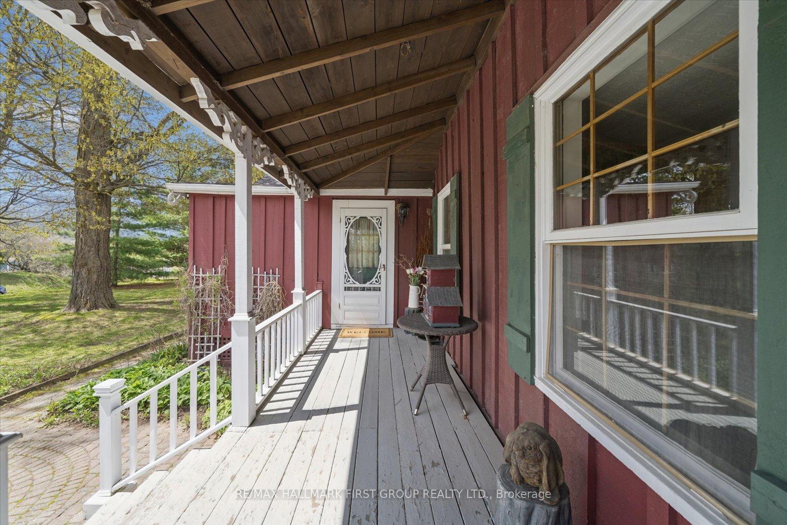 Photo 3 of 130 Myrtle Road E, Whitby, Rural Whitby — HOMEH