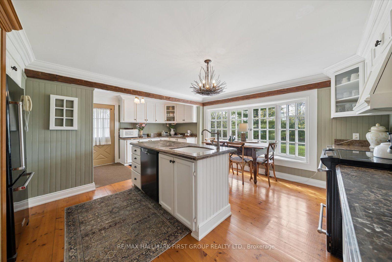 Photo 5 of 130 Myrtle Road E, Whitby, Rural Whitby — HOMEH