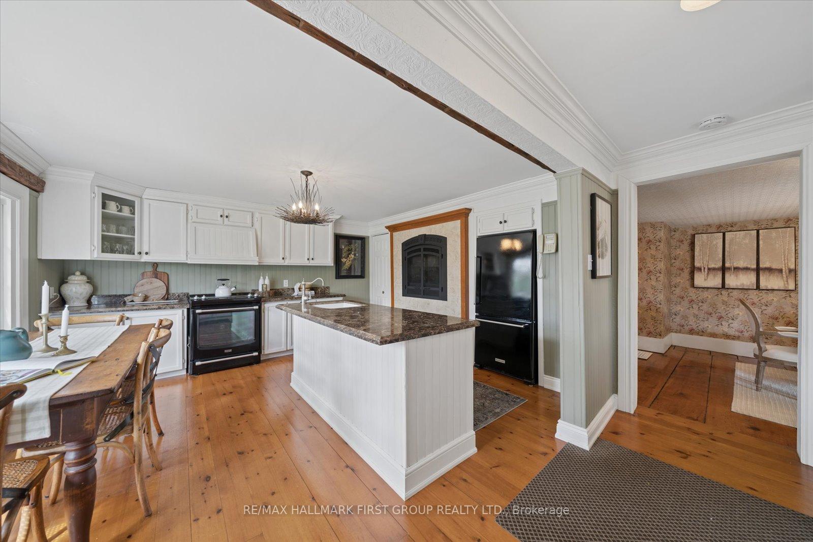 Photo 6 of 130 Myrtle Road E, Whitby, Rural Whitby — HOMEH