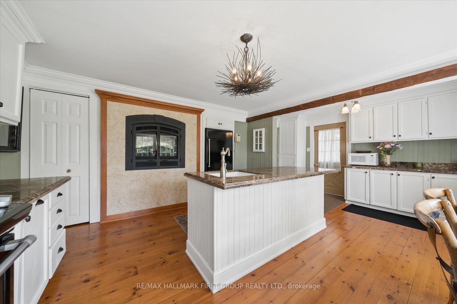 Photo 7 of 130 Myrtle Road E, Whitby, Rural Whitby — HOMEH