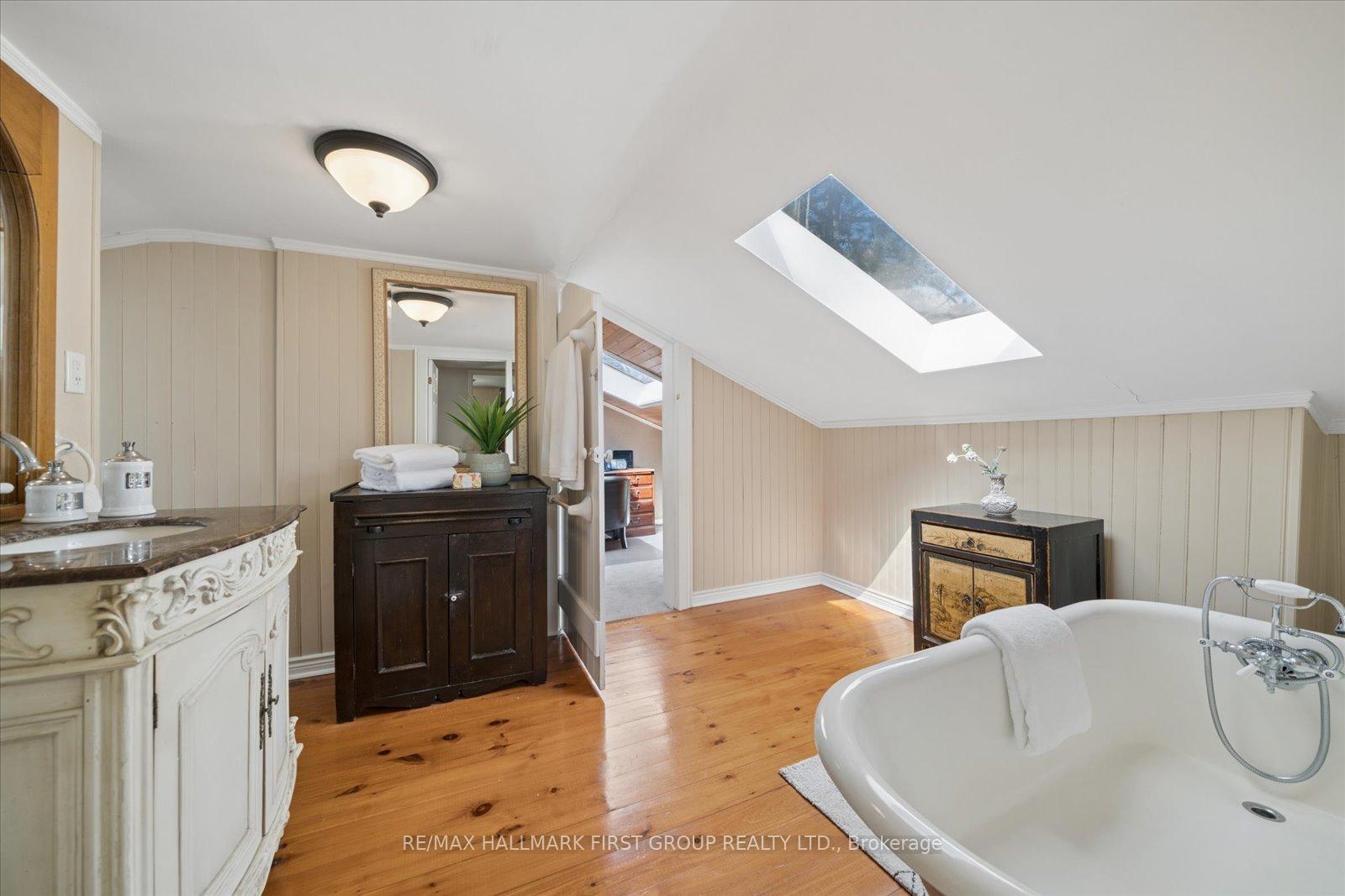 Photo 25 of 130 Myrtle Road E, Whitby, Rural Whitby — HOMEH