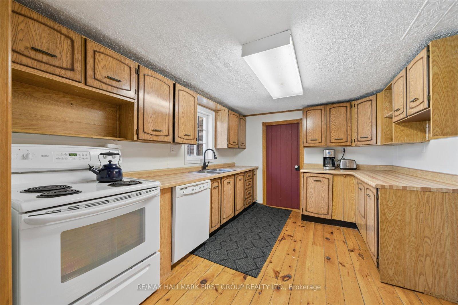 Photo 31 of 130 Myrtle Road E, Whitby, Rural Whitby — HOMEH