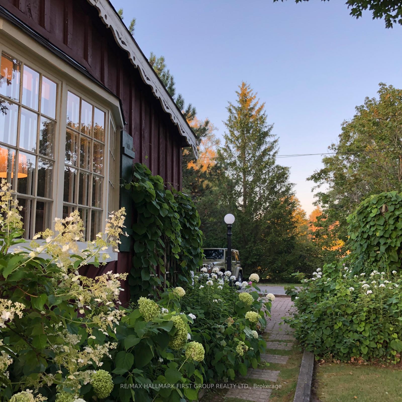Photo 45 of 130 Myrtle Road E, Whitby, Rural Whitby — HOMEH