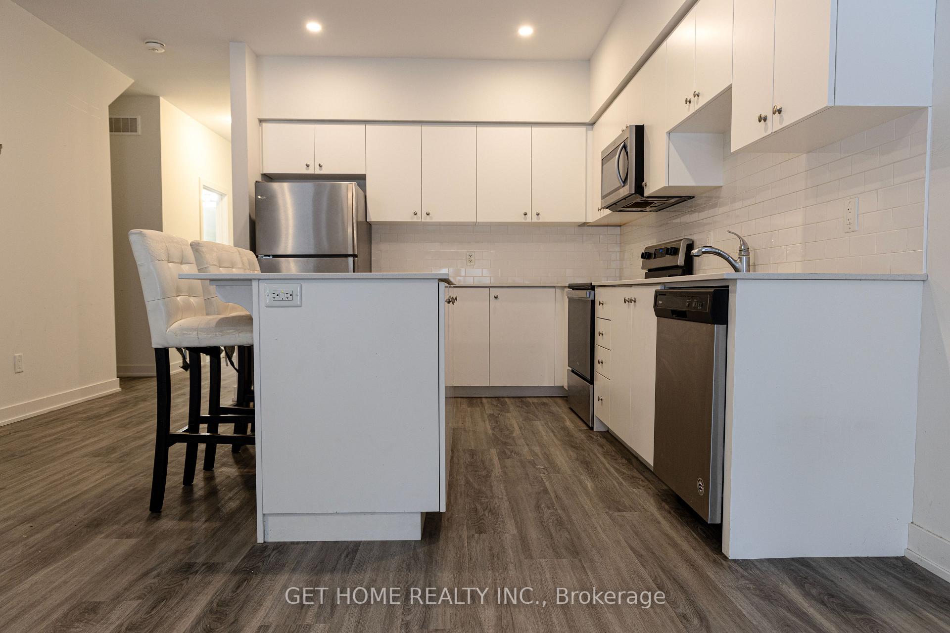 Photo 5 of Unit 38, 110 Fergus Avenue, Kitchener, Stanley Park — HOMEH