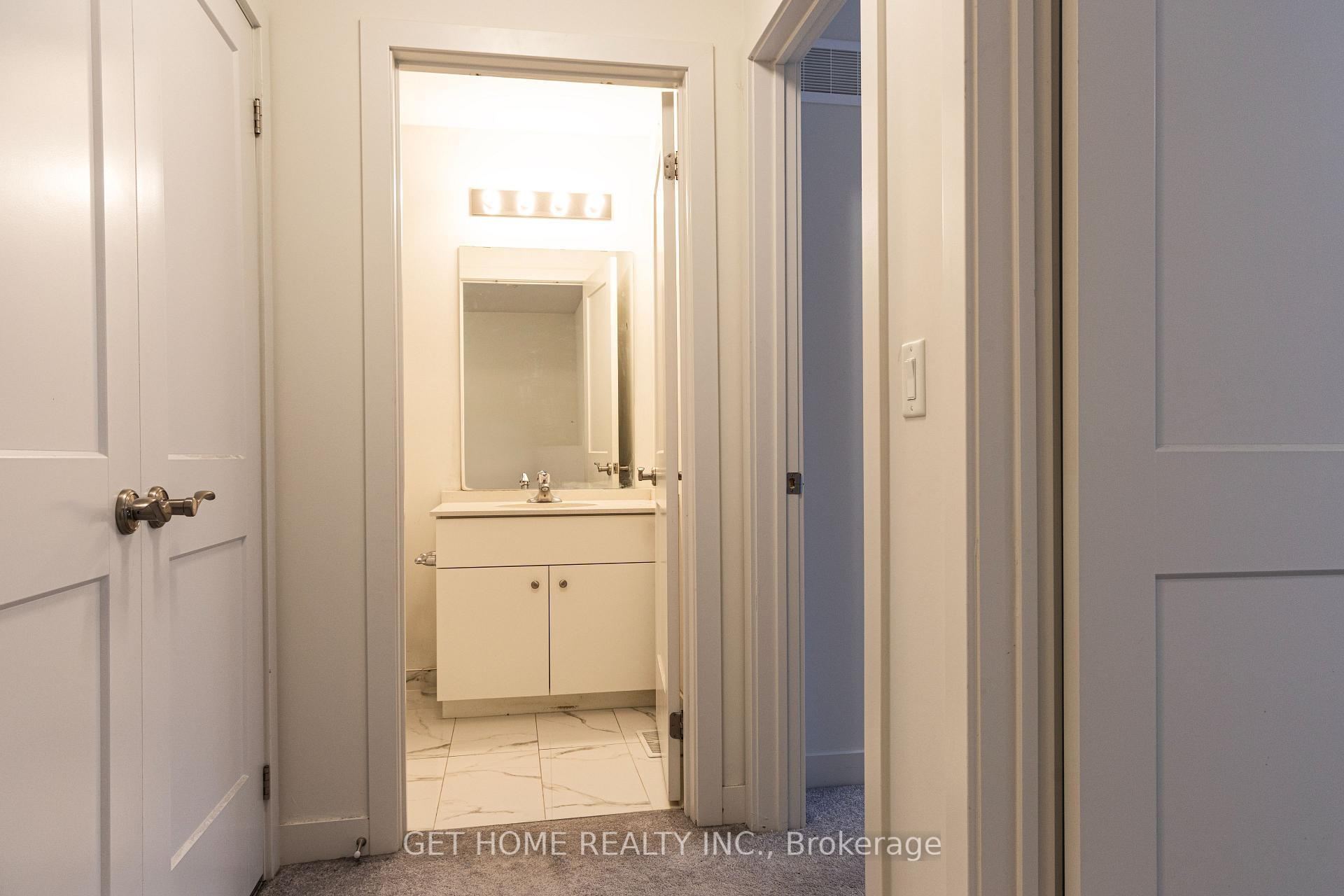 Photo 8 of Unit 38, 110 Fergus Avenue, Kitchener, Stanley Park — HOMEH