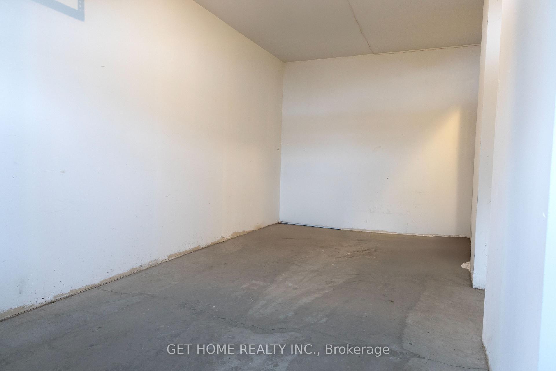 Photo 21 of Unit 38, 110 Fergus Avenue, Kitchener, Stanley Park — HOMEH