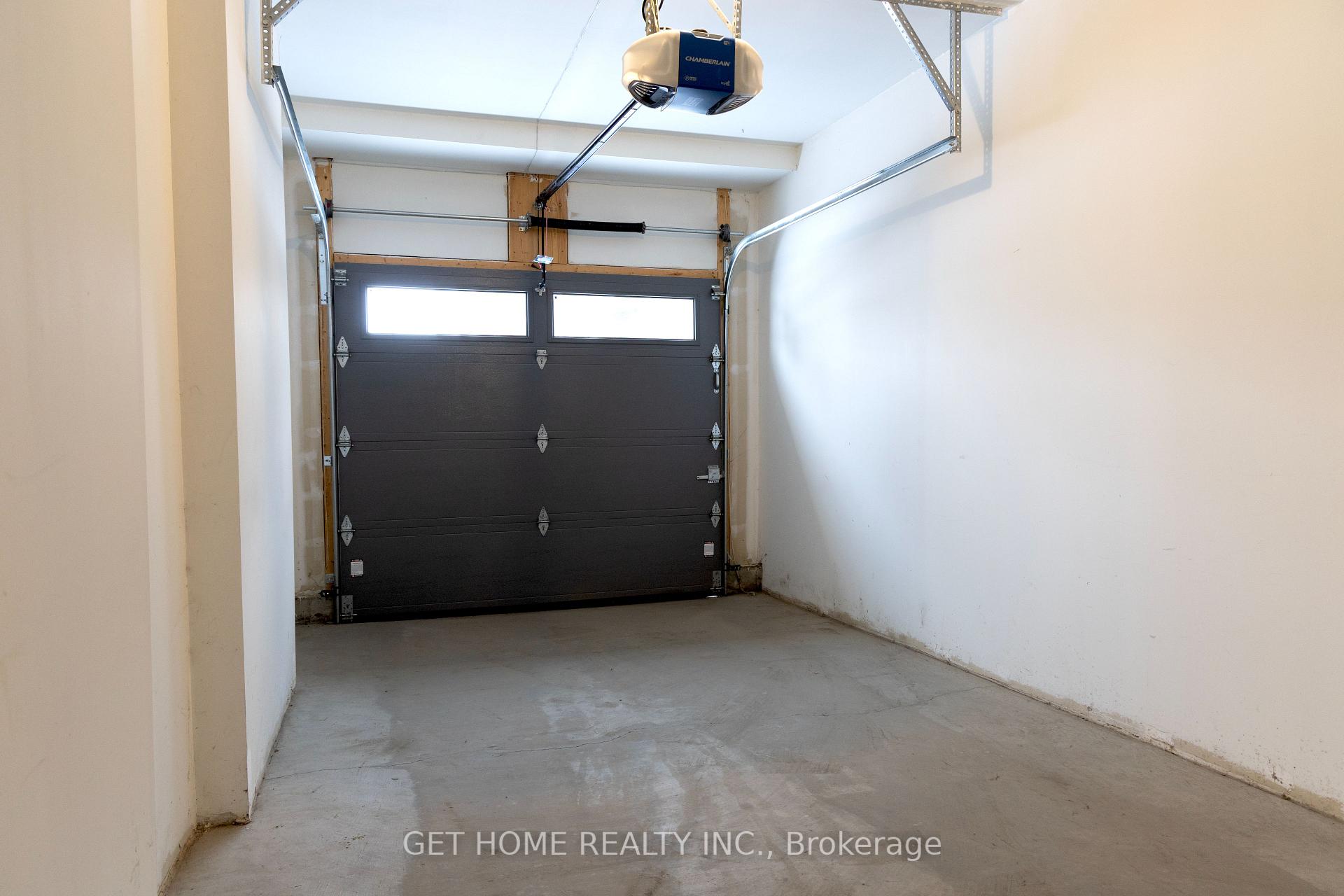Photo 22 of Unit 38, 110 Fergus Avenue, Kitchener, Stanley Park — HOMEH