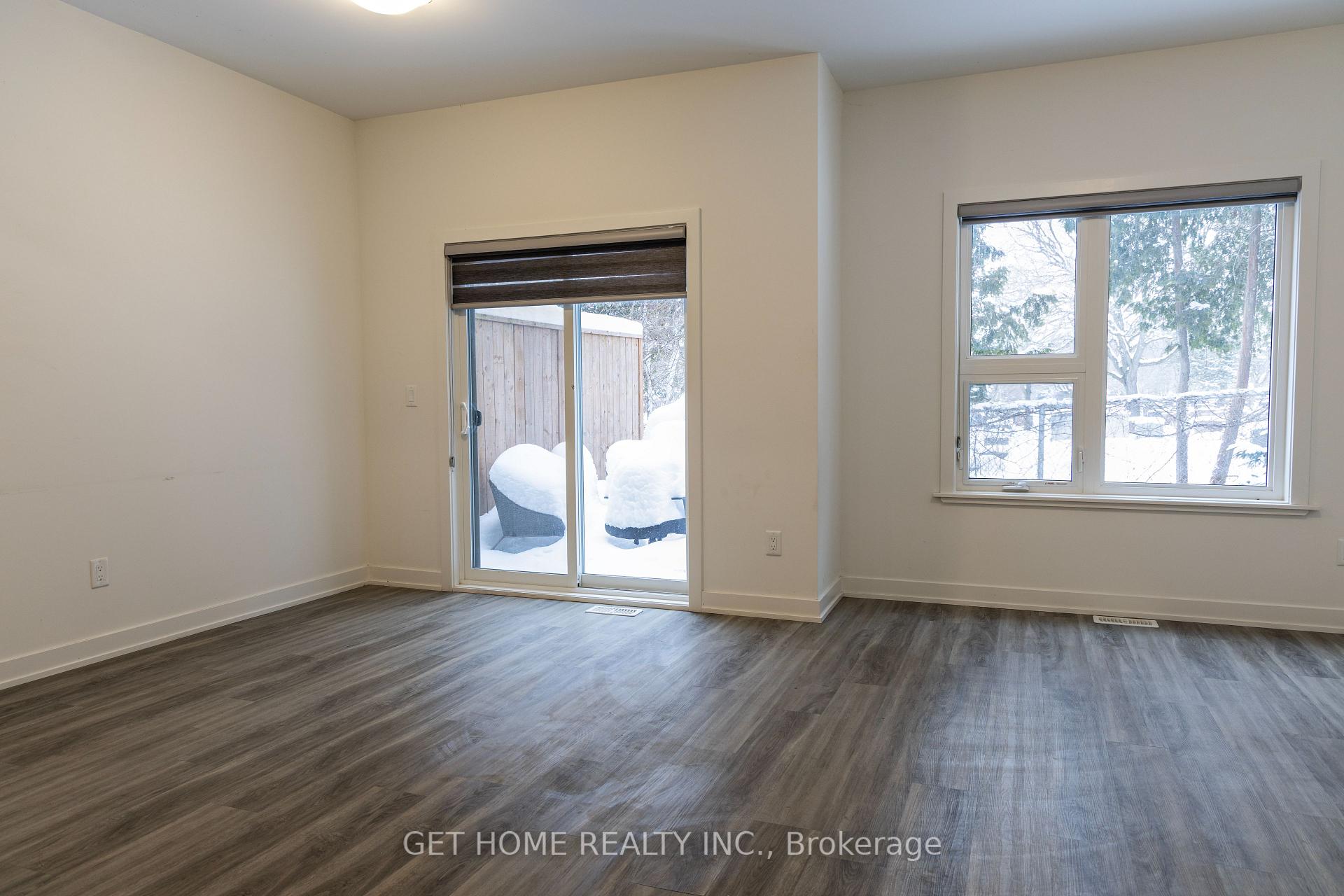Photo 32 of Unit 38, 110 Fergus Avenue, Kitchener, Stanley Park — HOMEH