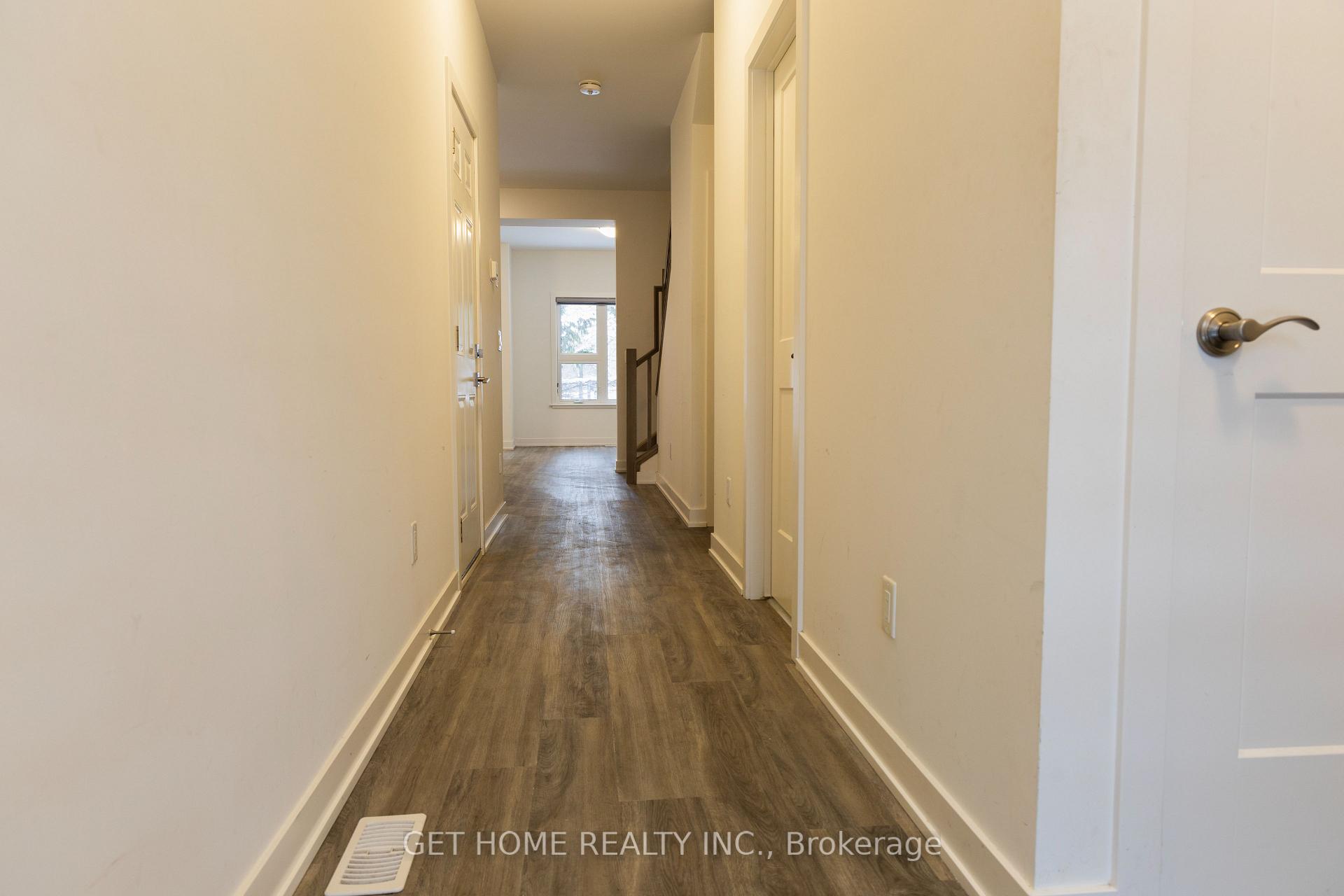 Photo 33 of Unit 38, 110 Fergus Avenue, Kitchener, Stanley Park — HOMEH