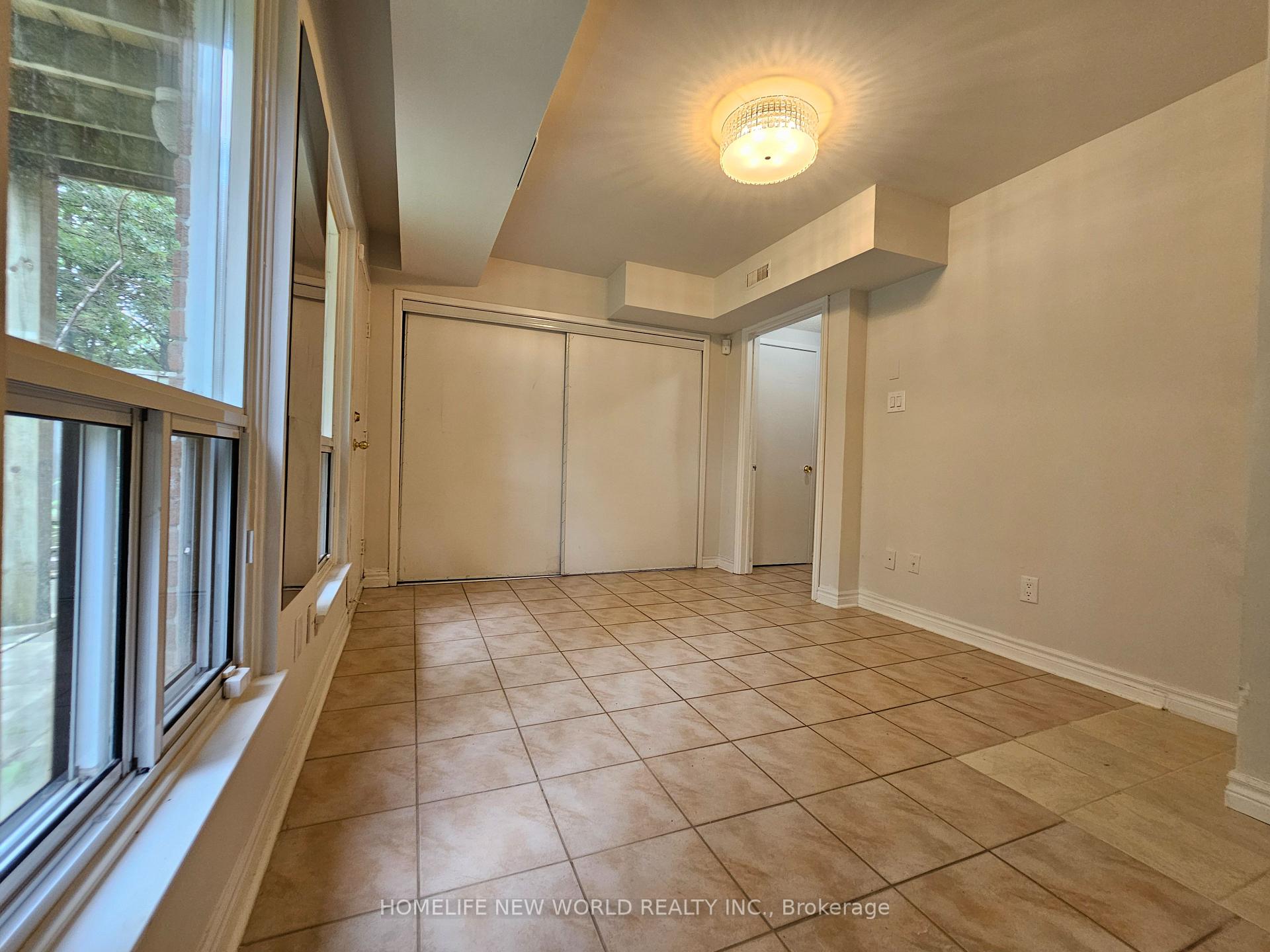 Photo 4 of 36 Thimble Berry Way, North York, Hillcrest Village — HOMEH
