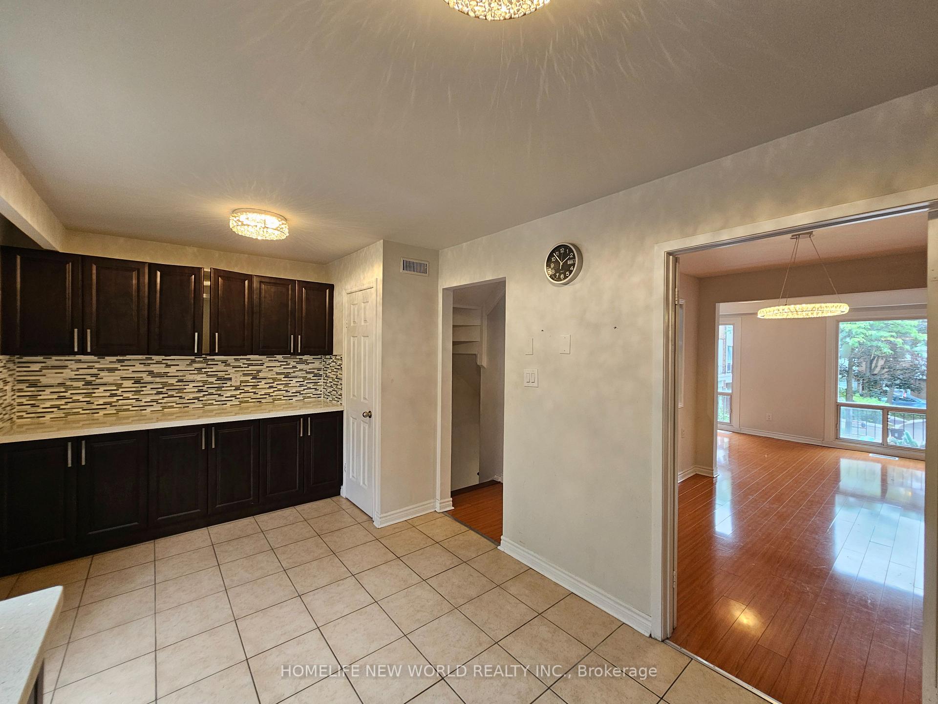Photo 7 of 36 Thimble Berry Way, North York, Hillcrest Village — HOMEH
