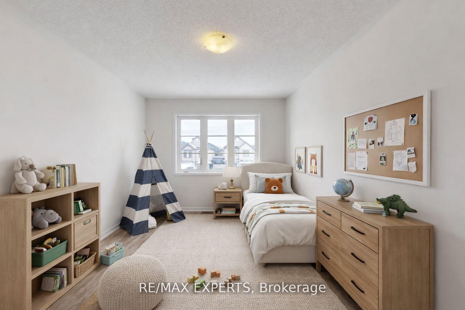 Photo 13 of 2004 Horace Duncan Crescent, Oshawa, Kedron — HOMEH