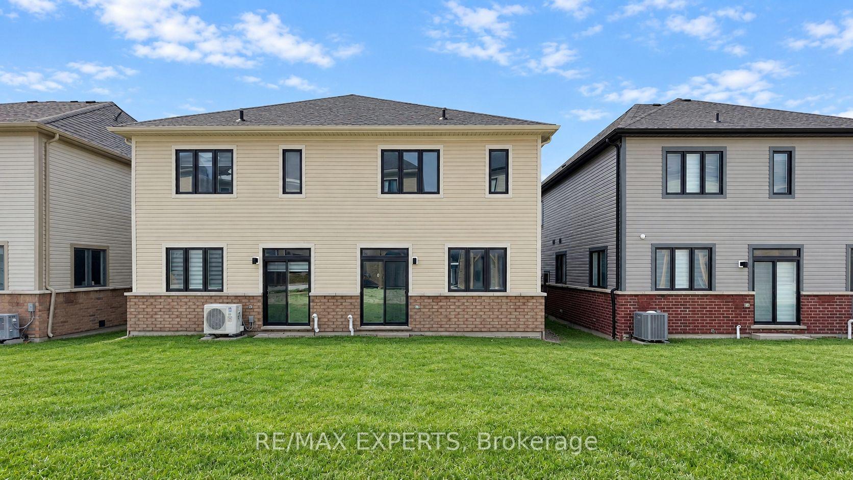 Photo 21 of 2004 Horace Duncan Crescent, Oshawa, Kedron — HOMEH
