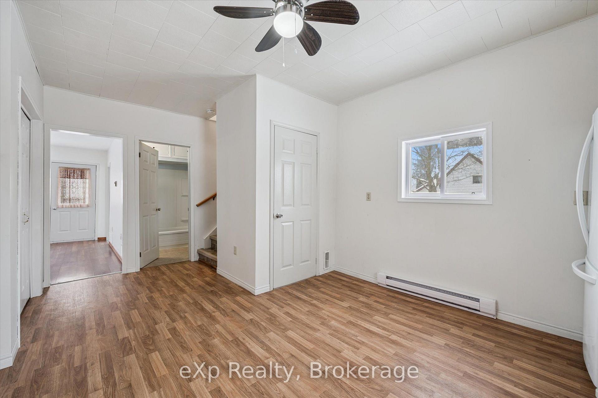 Photo 10 of 8 West Street, Perth East, Milverton — HOMEH