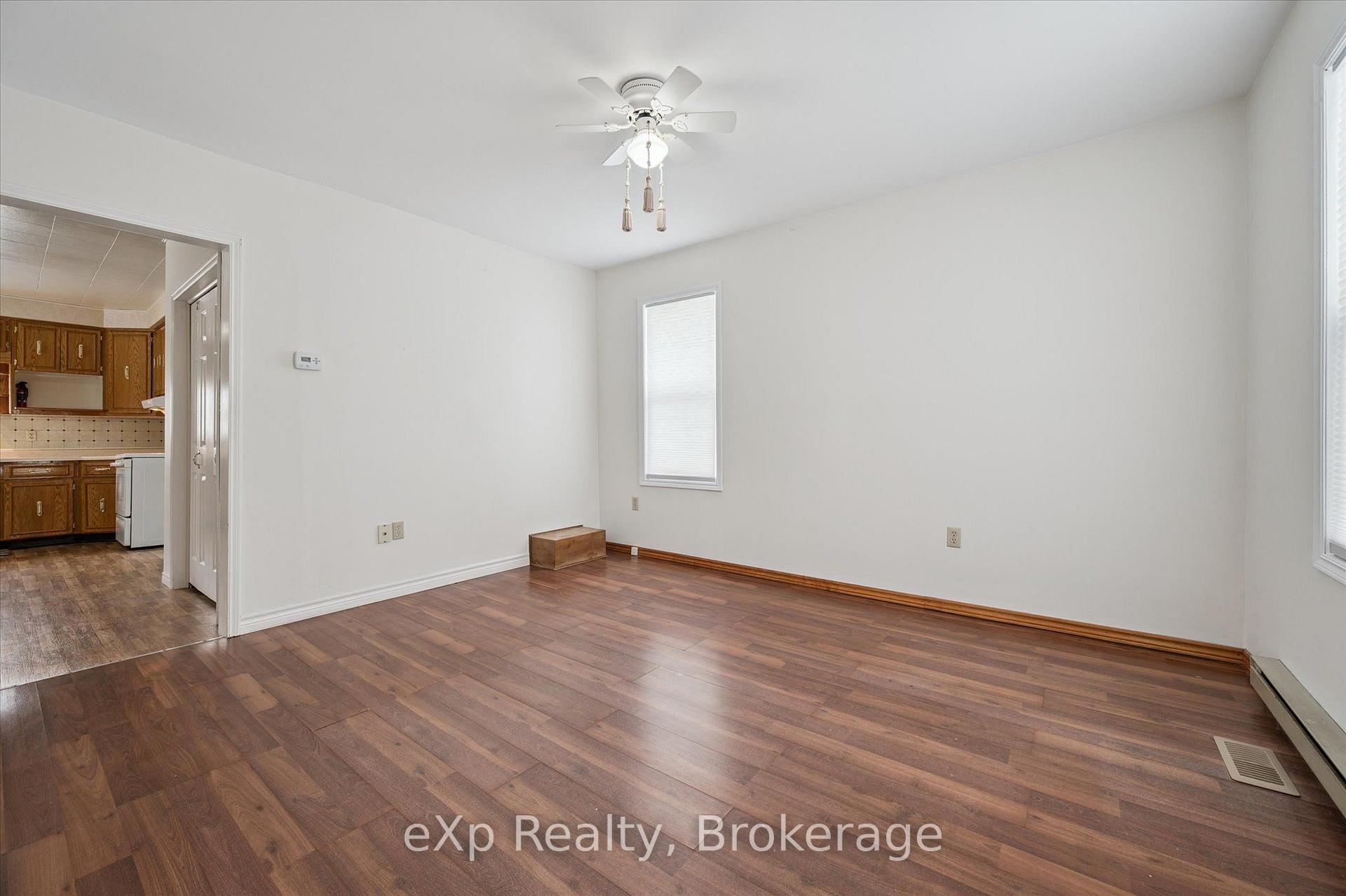 Photo 11 of 8 West Street, Perth East, Milverton — HOMEH