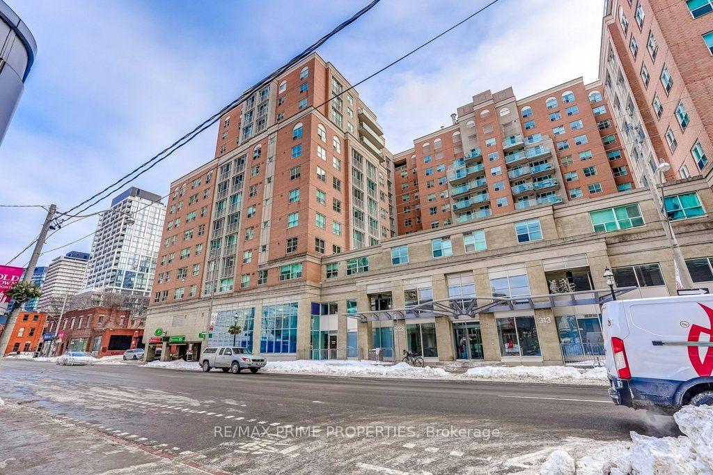 Photo of Unit 1009, 323 Richmond Street