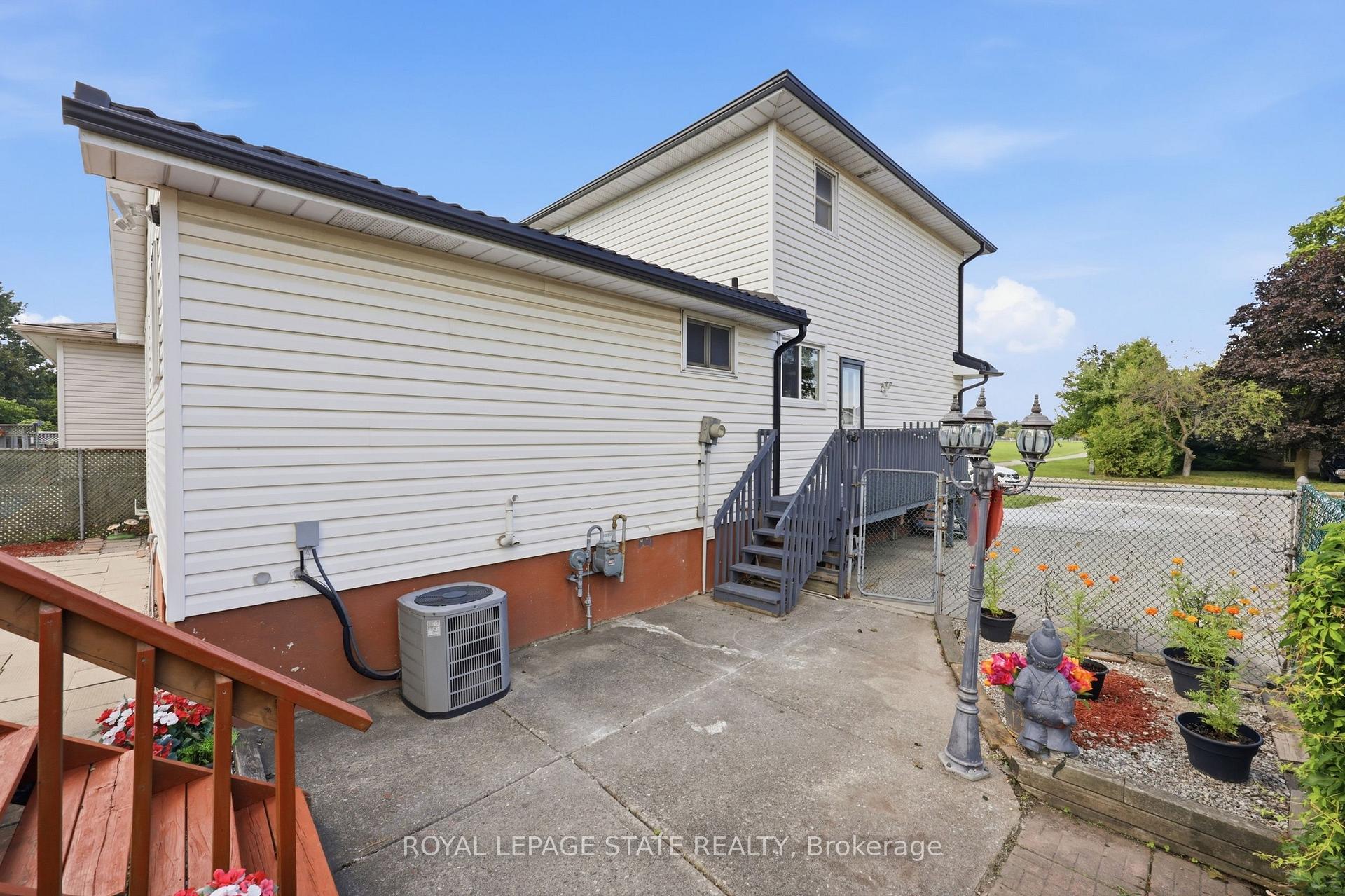 Photo 35 of 63 Folkestone Avenue, Hamilton, Lawfield — HOMEH