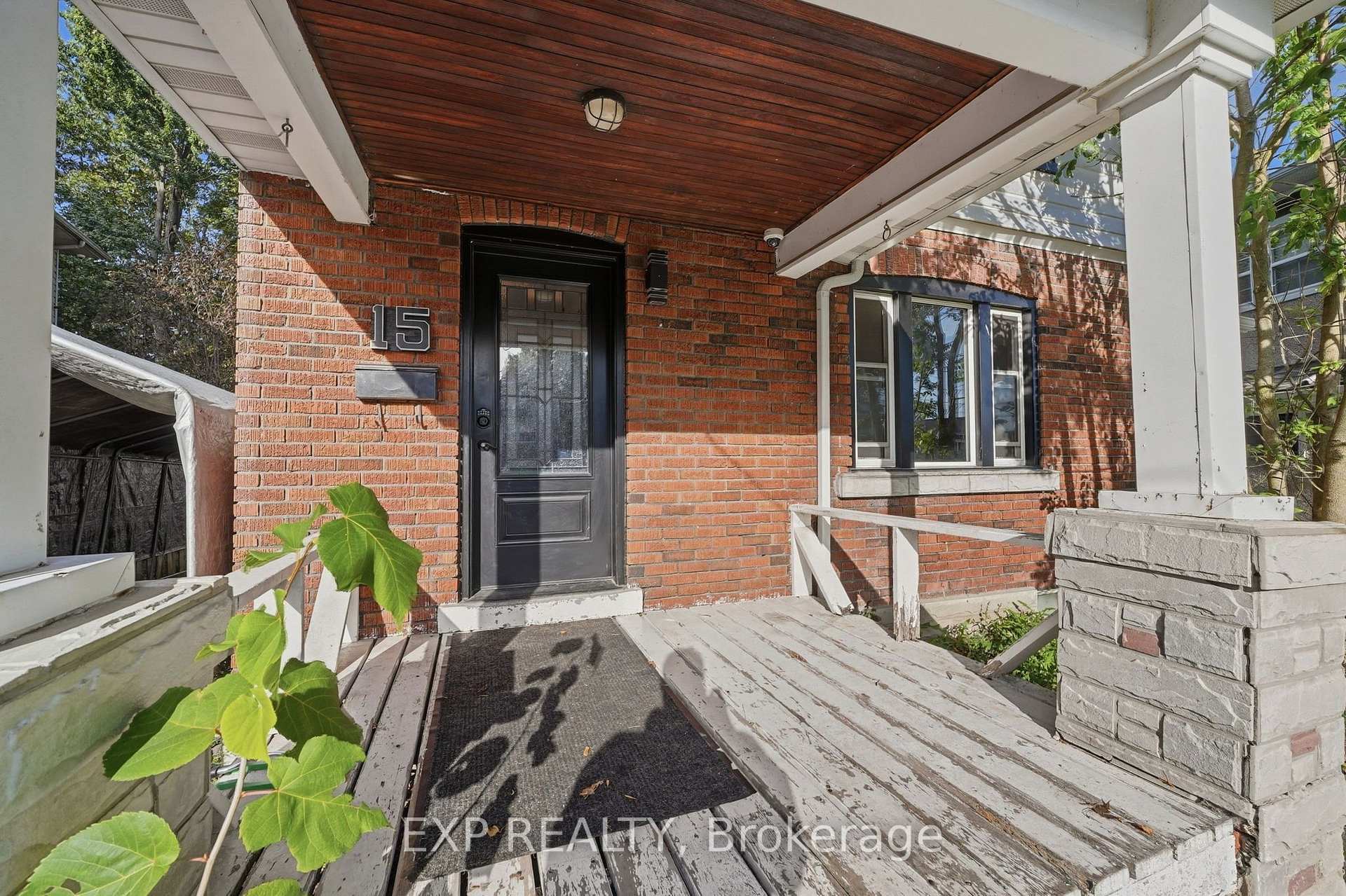 Photo 4 of 15 Margery Road, Welland, Welland Downtown — HOMEH