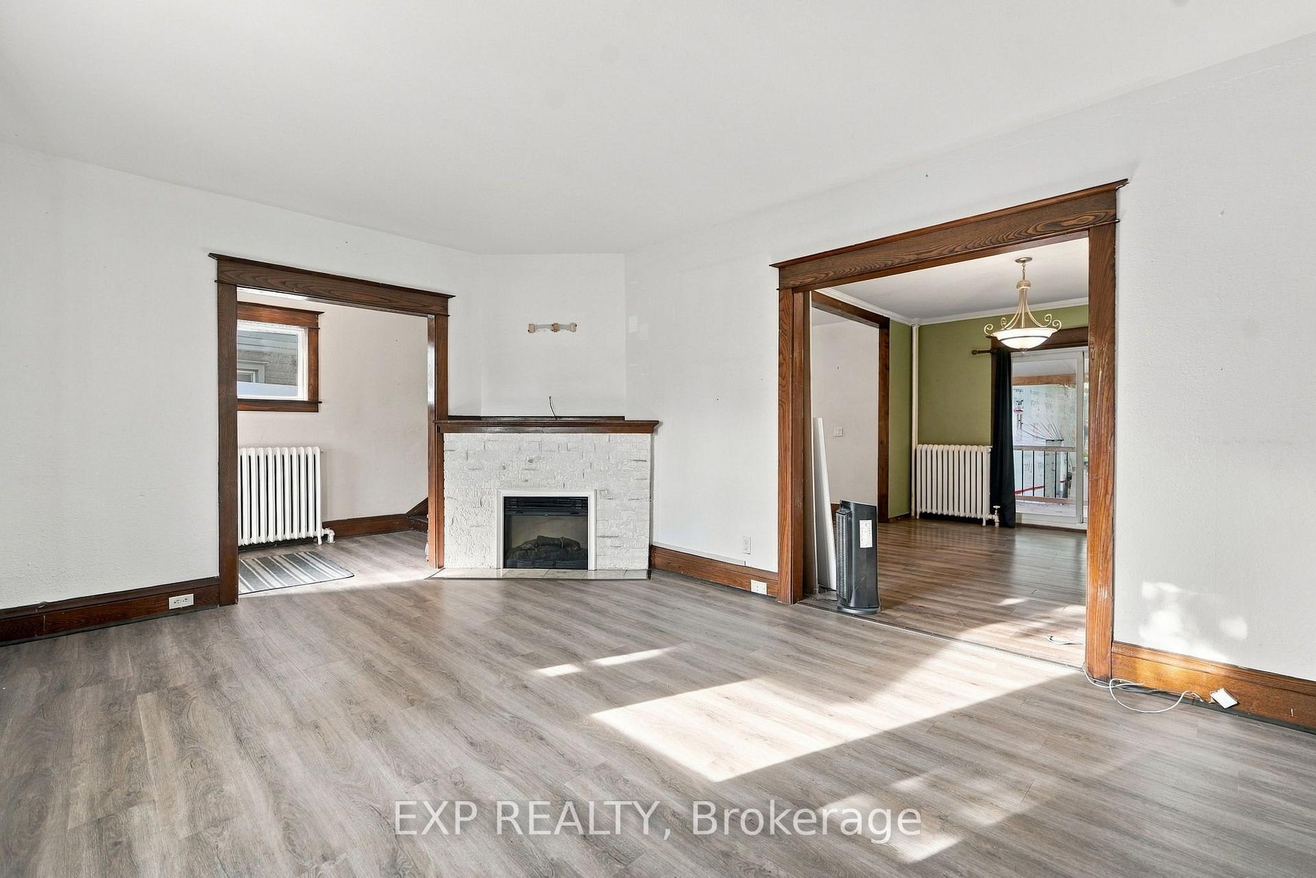Photo 16 of 15 Margery Road, Welland, Welland Downtown — HOMEH
