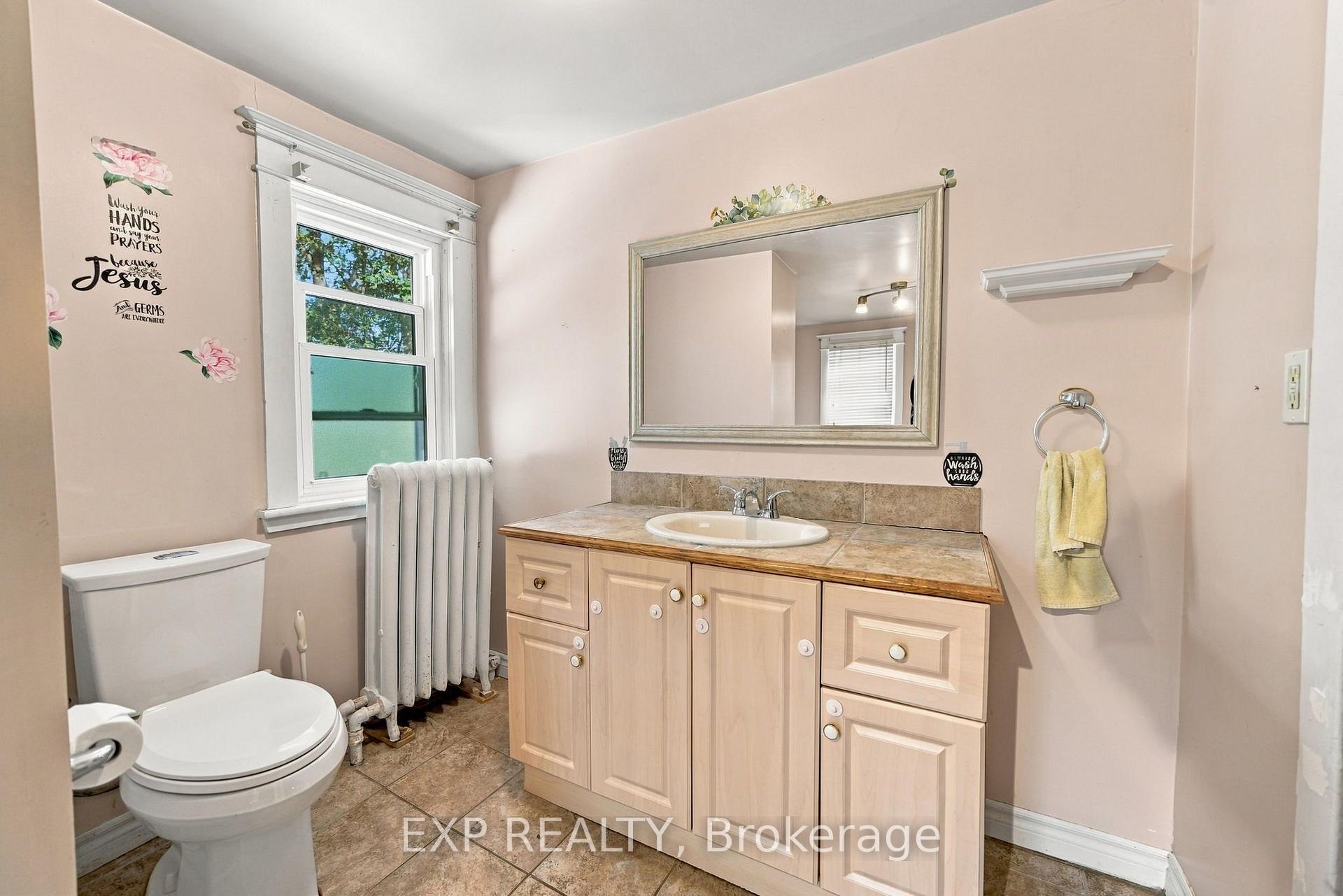 Photo 24 of 15 Margery Road, Welland, Welland Downtown — HOMEH