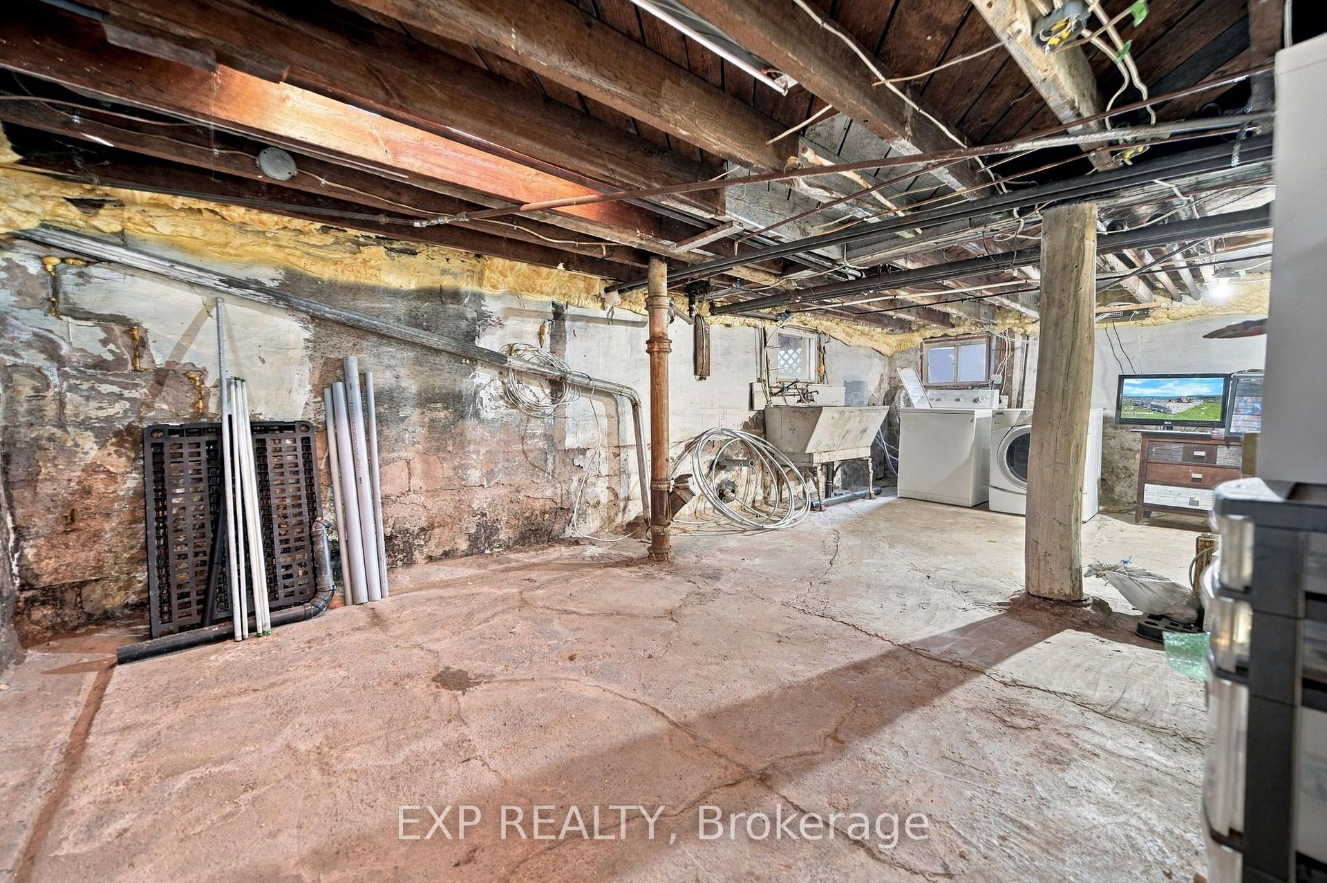 Photo 28 of 15 Margery Road, Welland, Welland Downtown — HOMEH