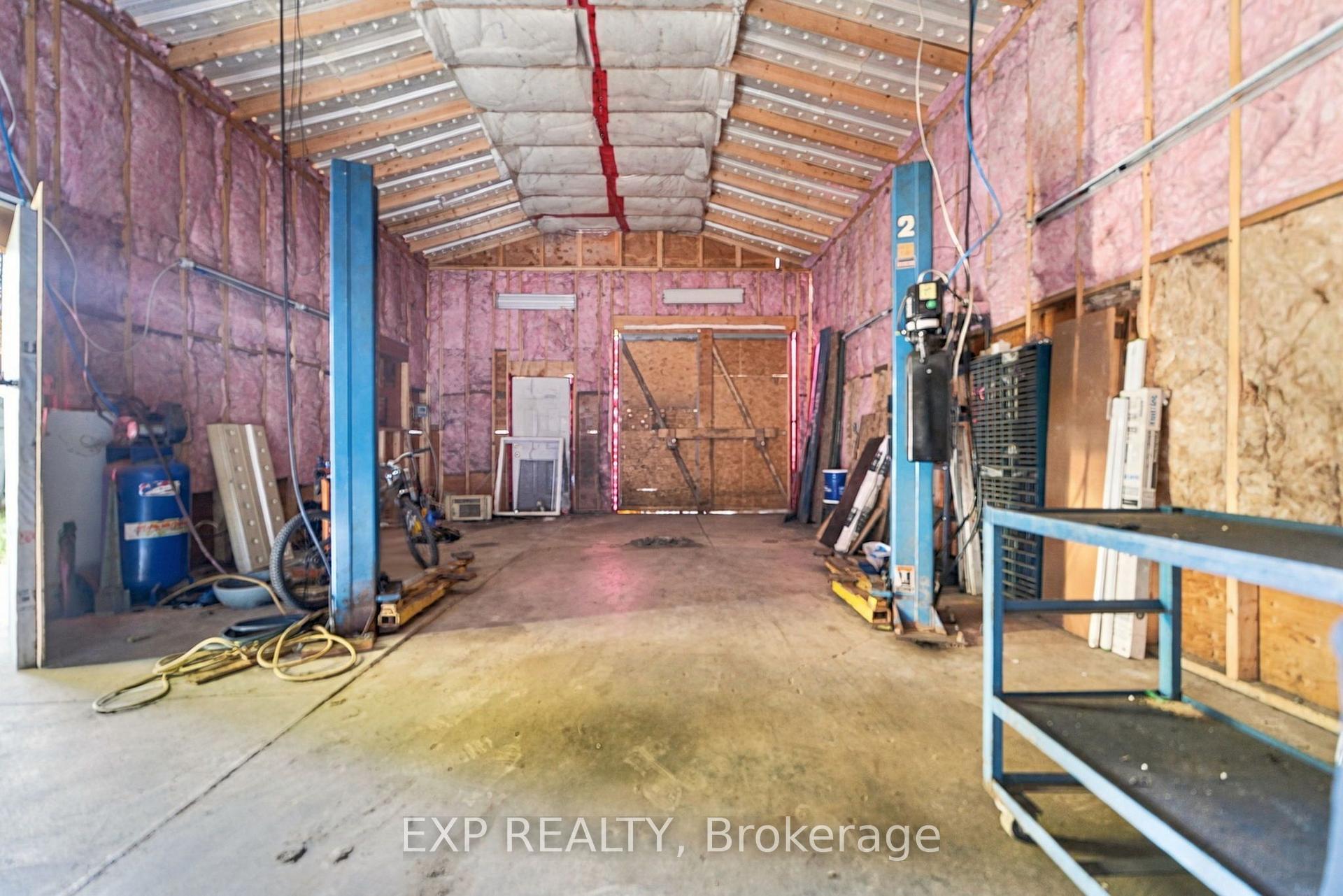 Photo 36 of 15 Margery Road, Welland, Welland Downtown — HOMEH