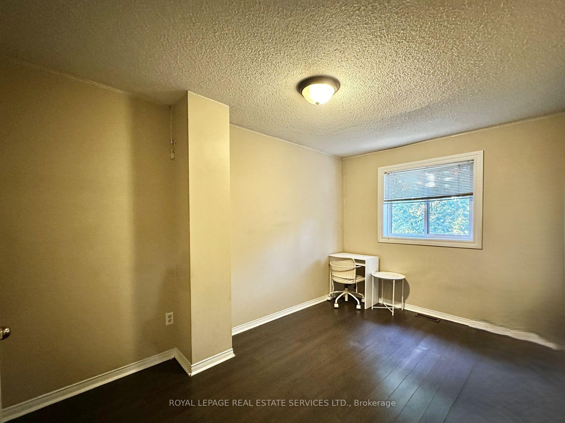Photo 21 of Unit 2, 455 Apache Court, Mississauga, Hurontario — HOMEH